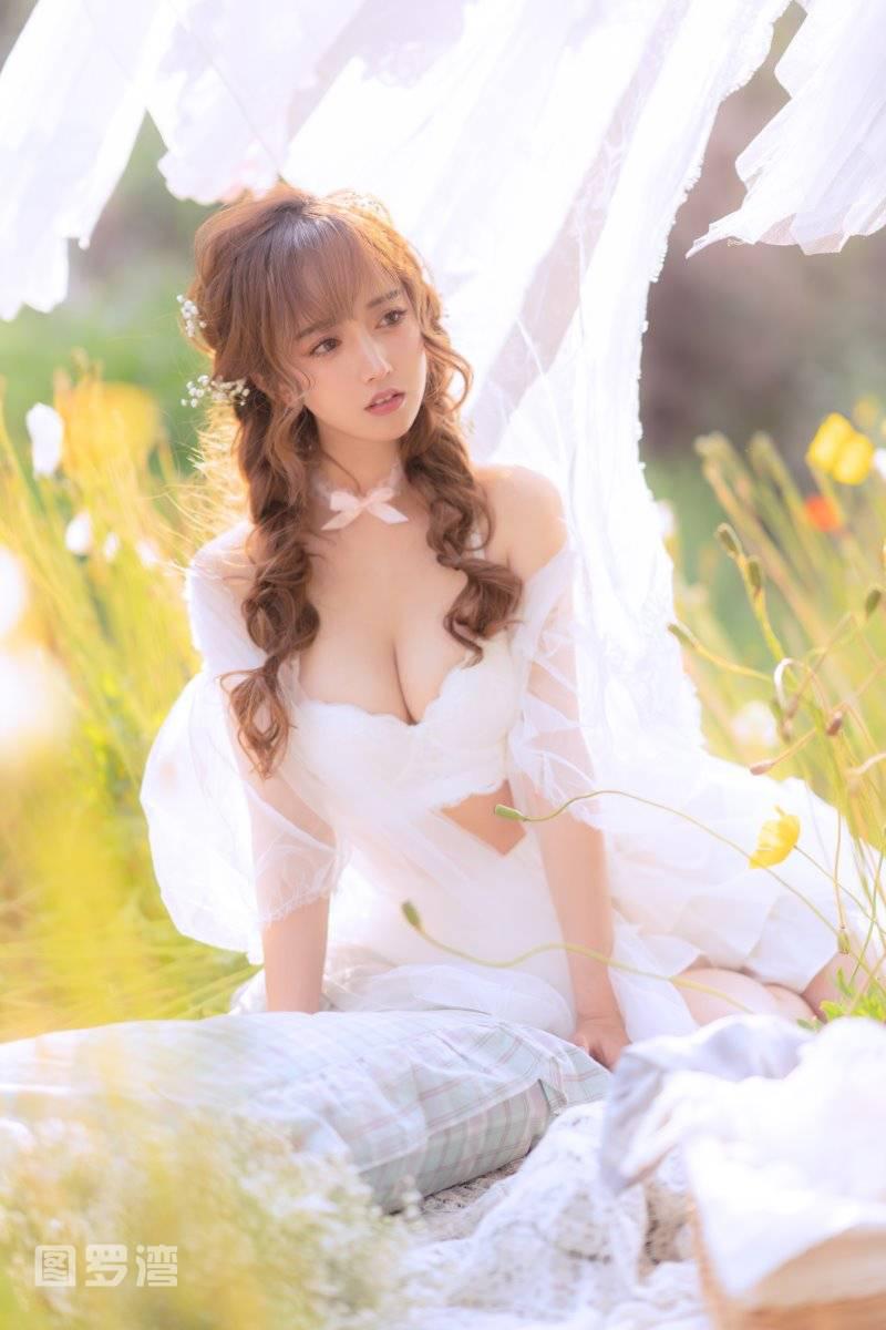 微博妹字@过期米线线喵 夏日限定 晒衣服