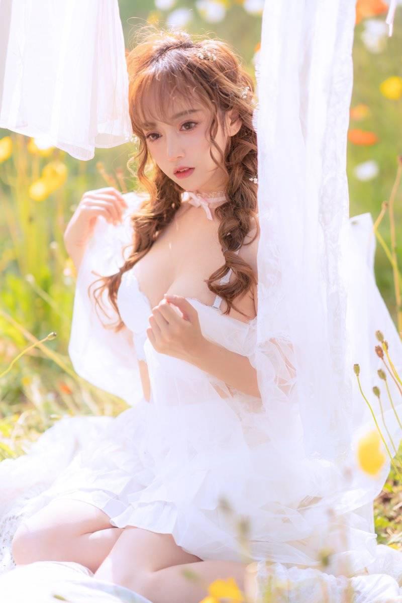 微博妹字@过期米线线喵 夏日限定 晒衣服