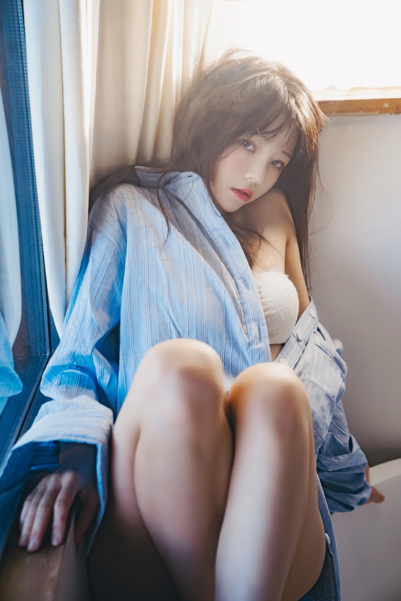 Coser@桜桃喵 蓝衬衫