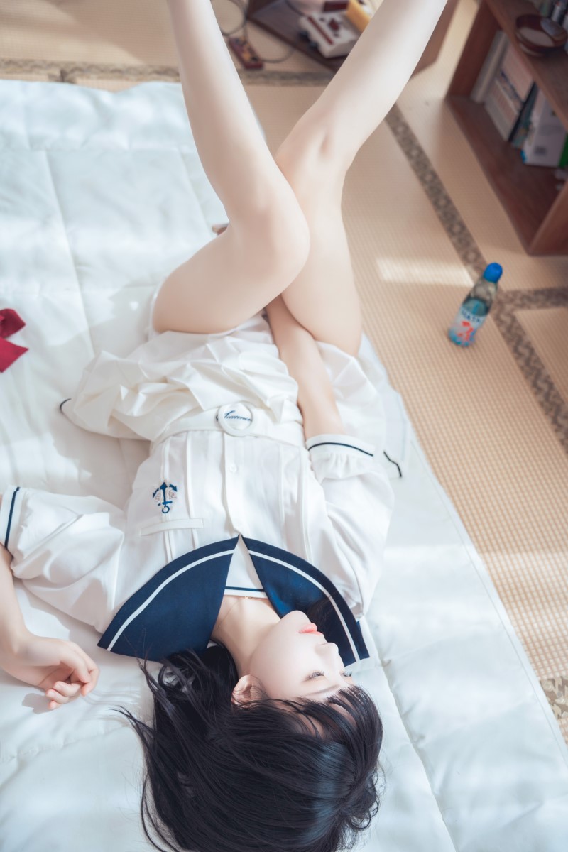 Coser@桜桃喵 盛夏制服