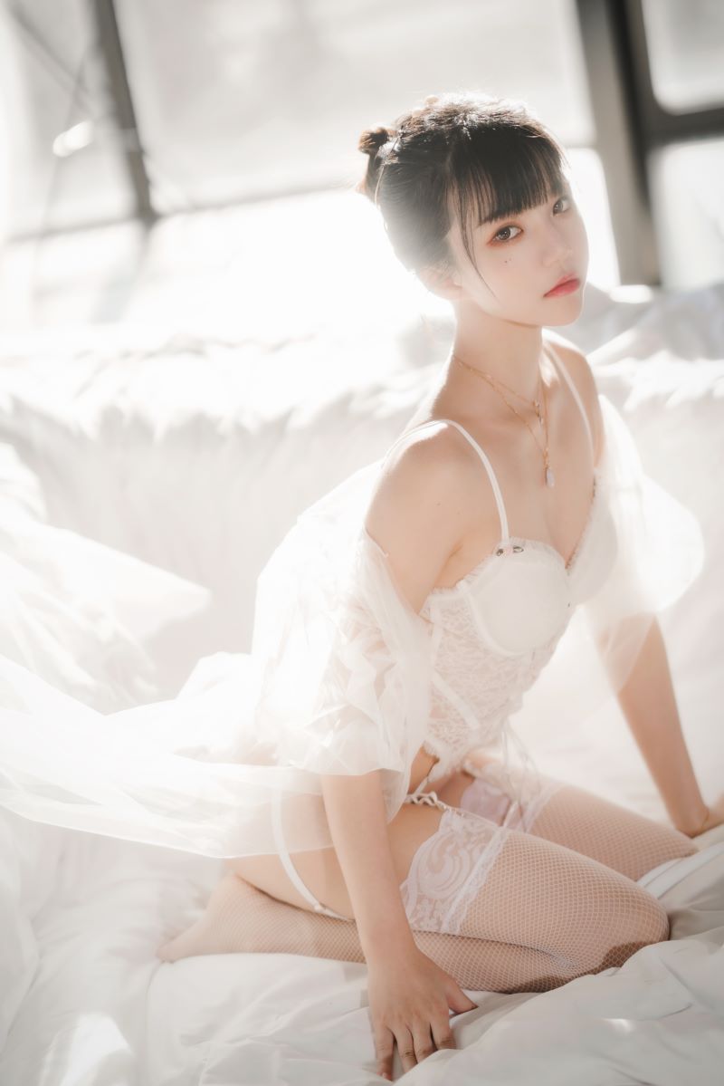 Coser@桜桃喵 白纱糖01