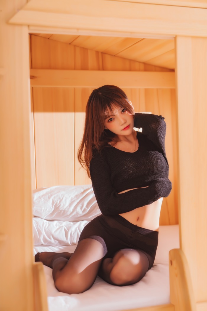 动漫Coser@桜桃喵 – 小黑