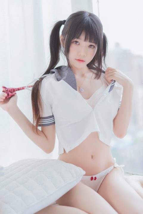动漫Coser@桜桃喵 – 心形胖次