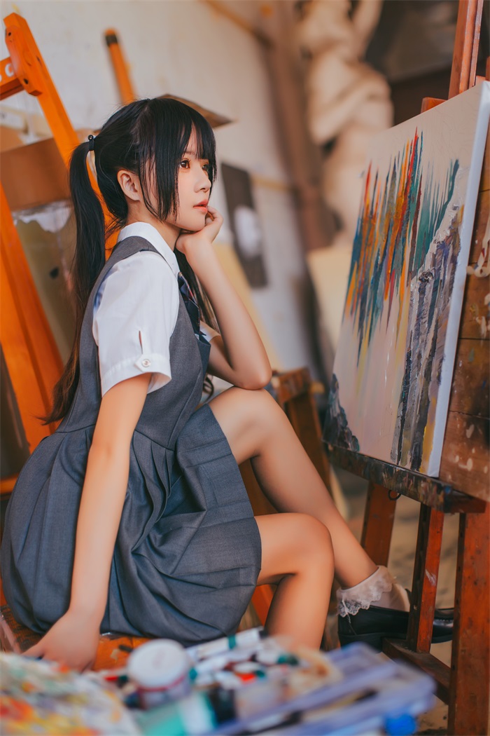 萝利风COS 桜桃喵 – 画室少女