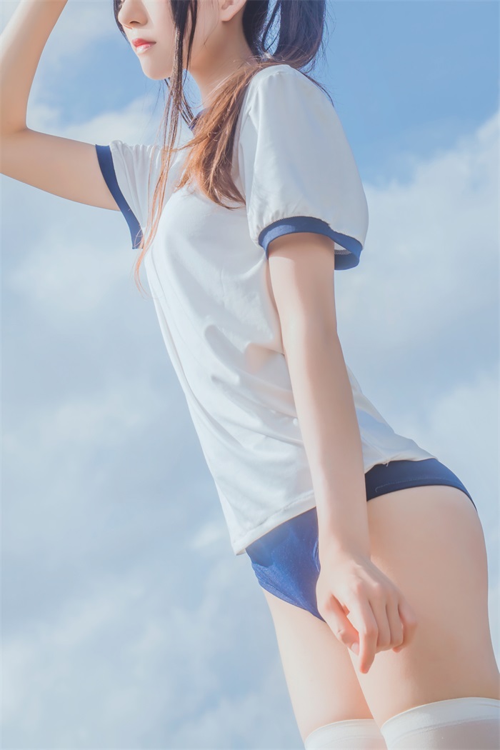 萝利风COS 桜桃喵 – 体操服