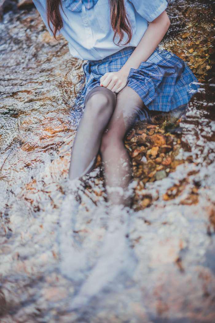 萝利风COS 桜桃喵 – 小溪边死库水