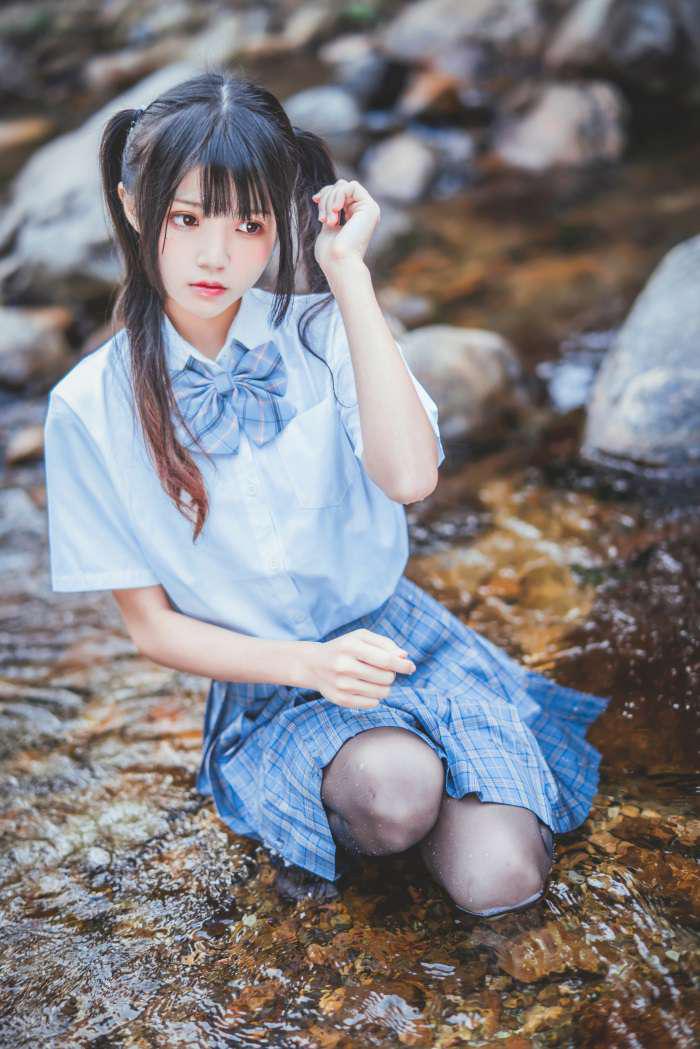 萝利风COS 桜桃喵 – 小溪边死库水