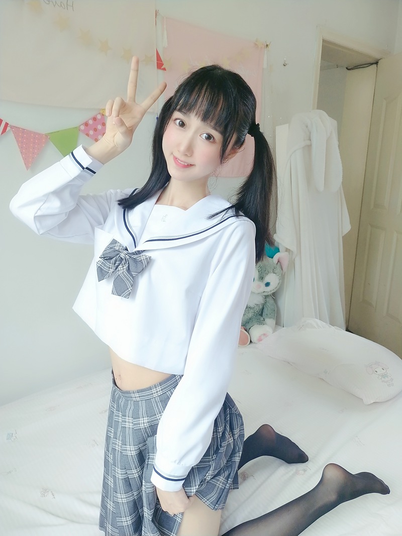 木绵绵OwO 灰格子jk