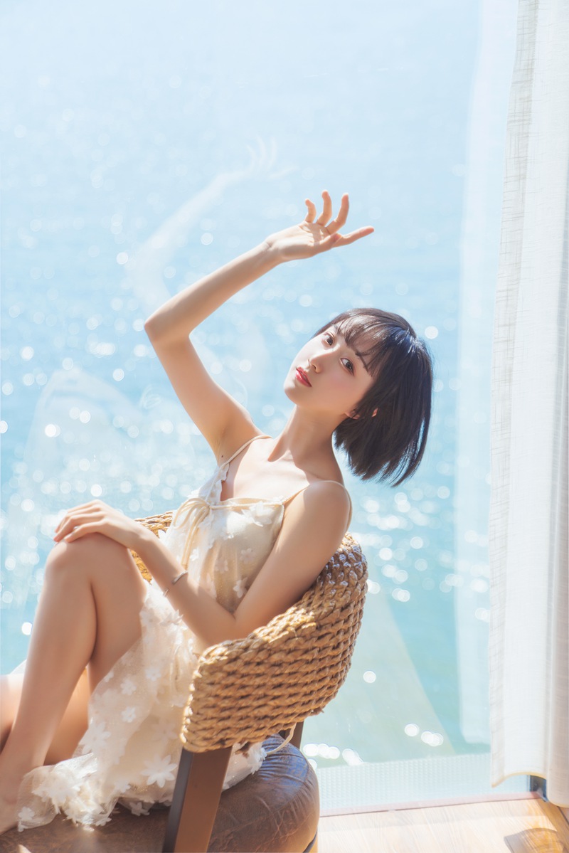 木绵绵OwO 暖冬的海 米色裙子