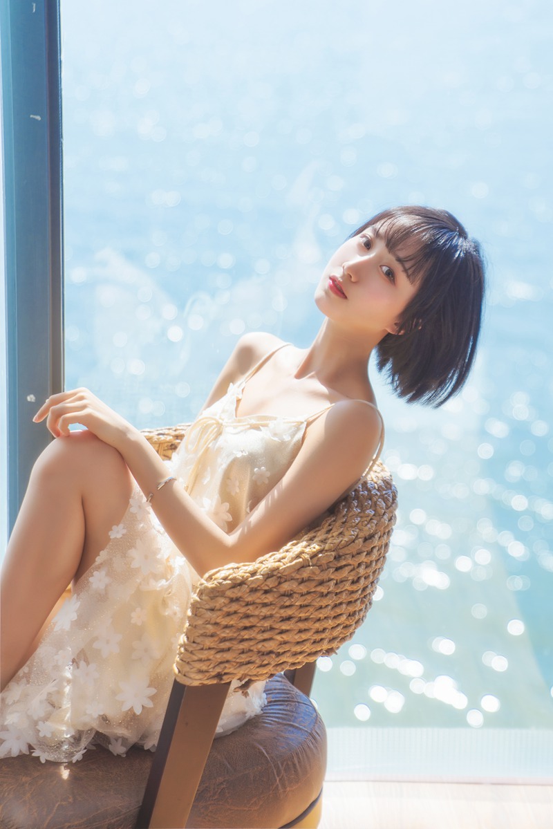 木绵绵OwO 暖冬的海 米色裙子