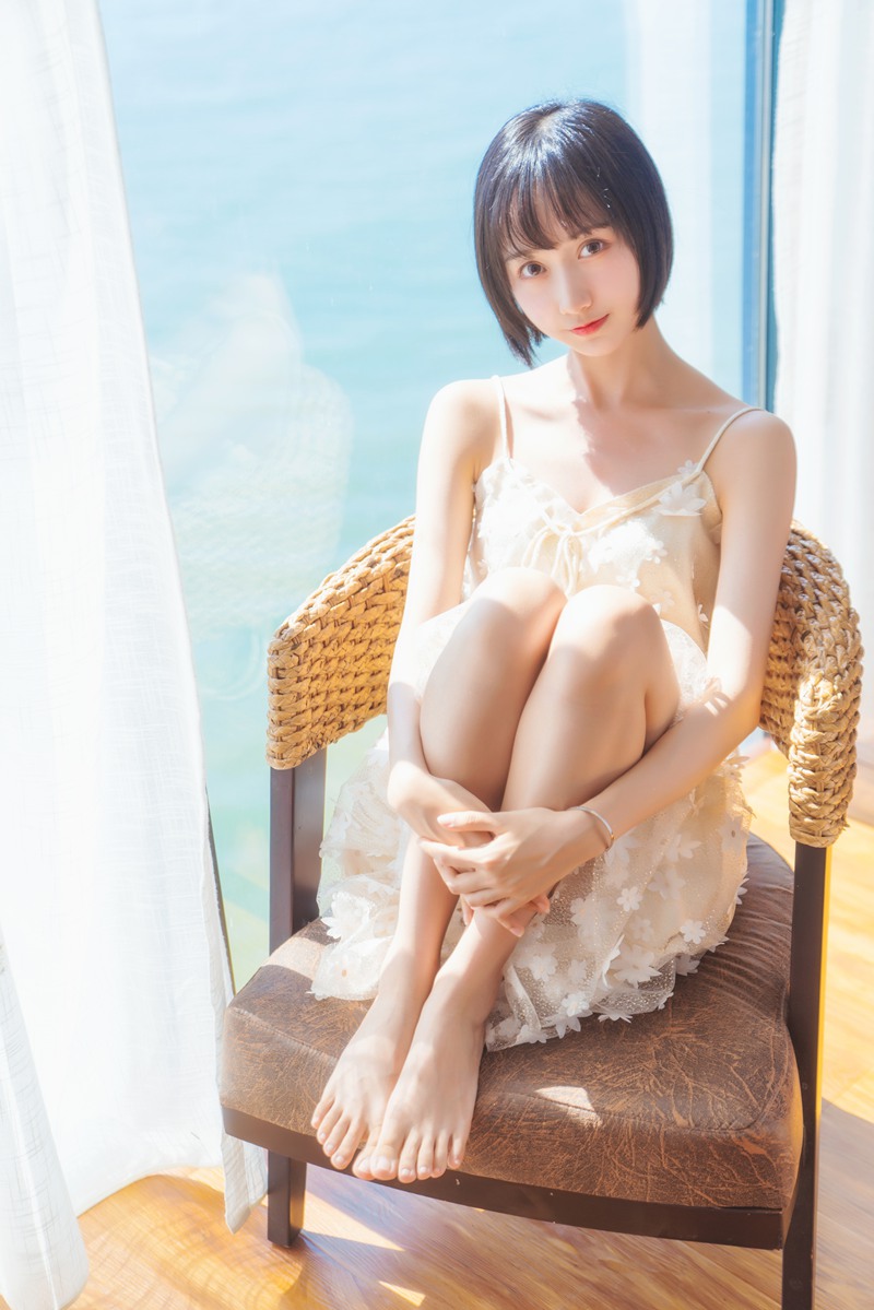 木绵绵OwO 暖冬的海 米色裙子