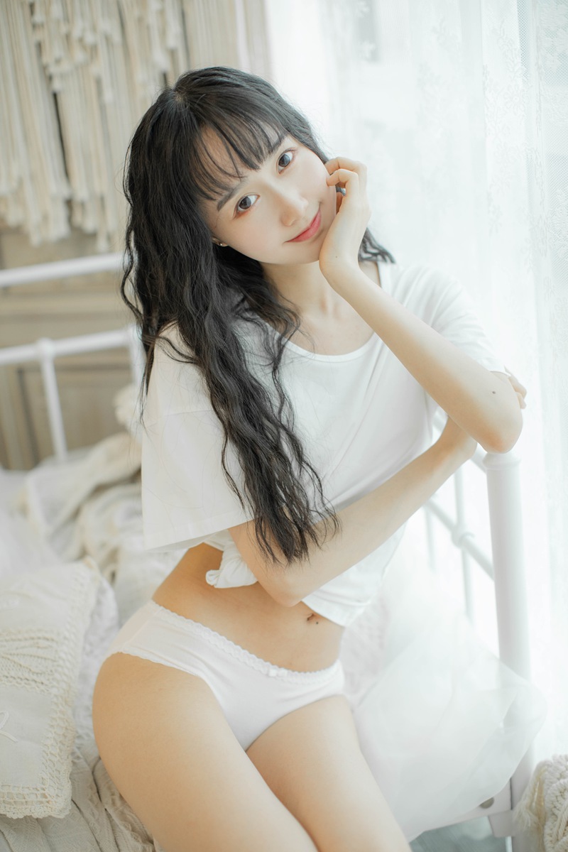 木绵绵OwO 3套内依电子图