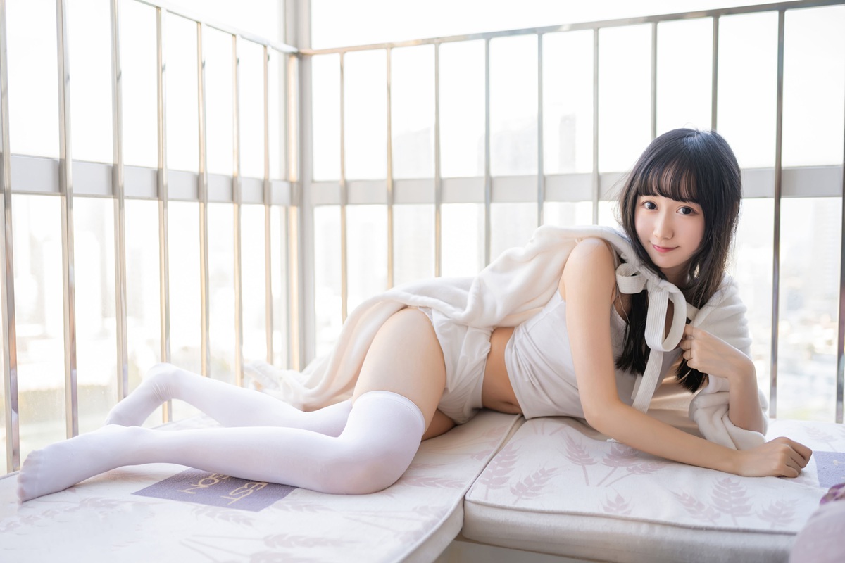 木绵绵OwO – 浴巾兔子
