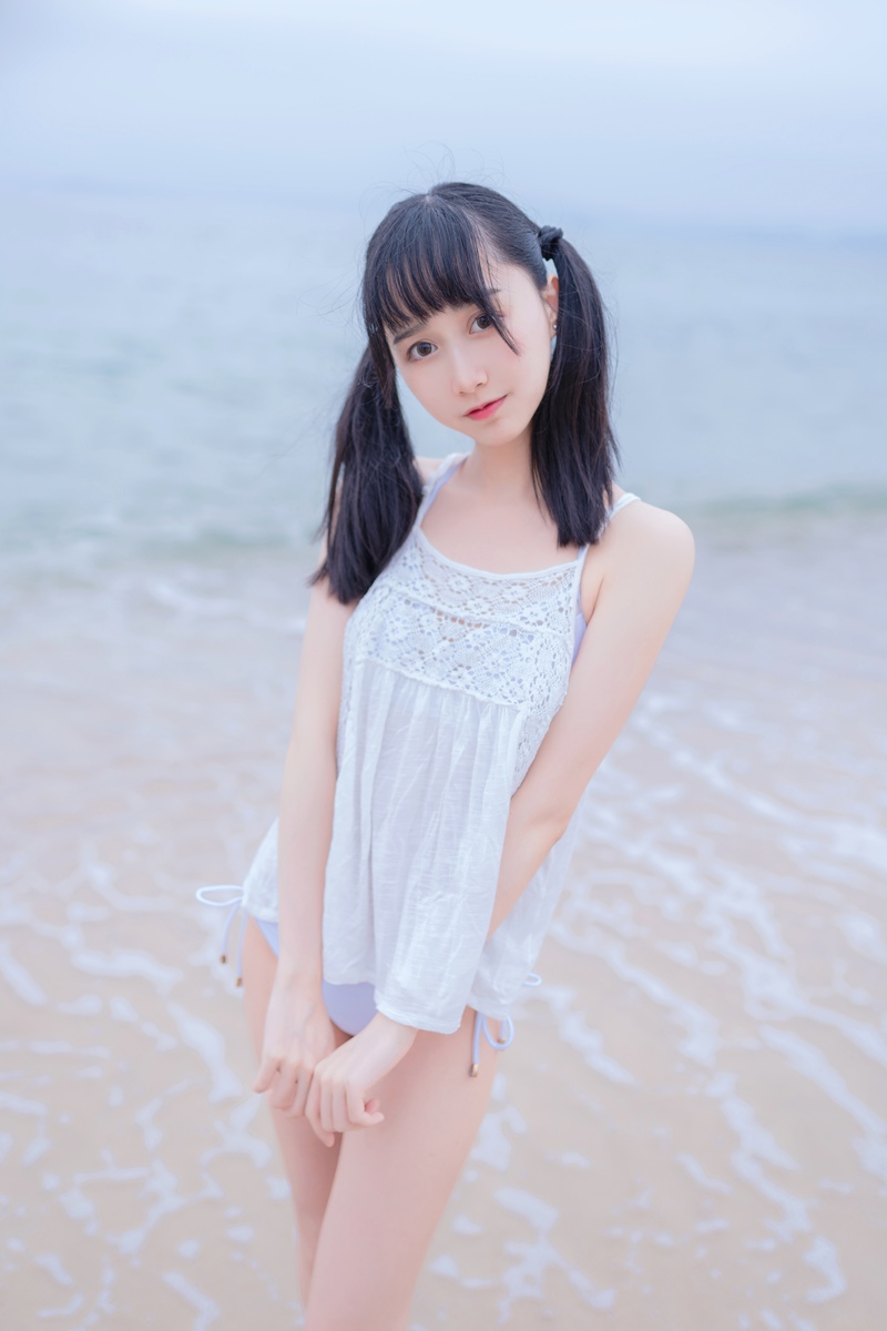木绵绵OwO – 海边白色比基尼电子版