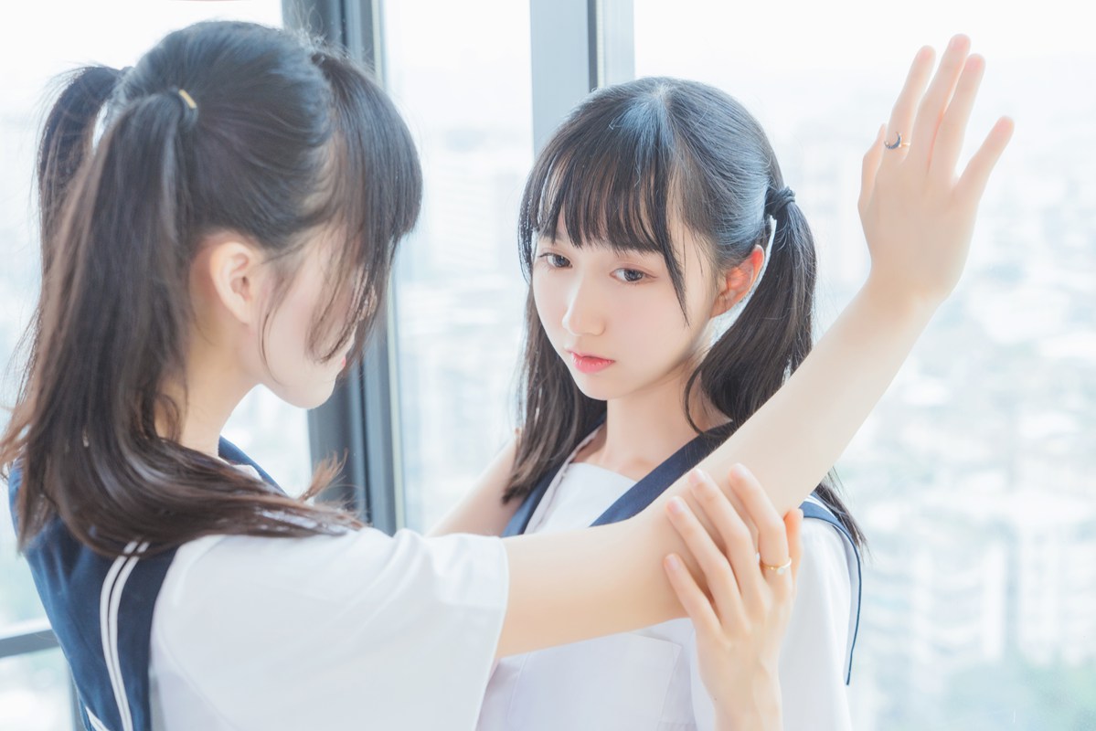 人气动漫Coser@桜桃喵&木绵绵 – 她(制服×制服)
