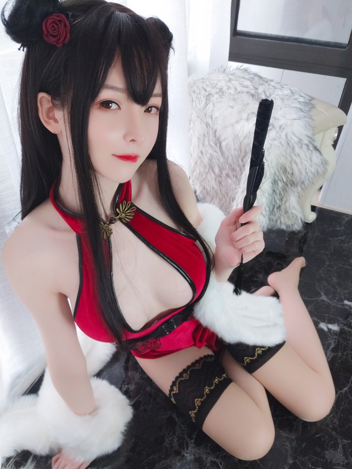 一小央泽 – 新月红玫