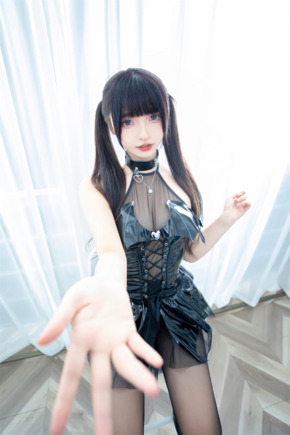 神楽坂真冬写真《裤袜小恶魔》