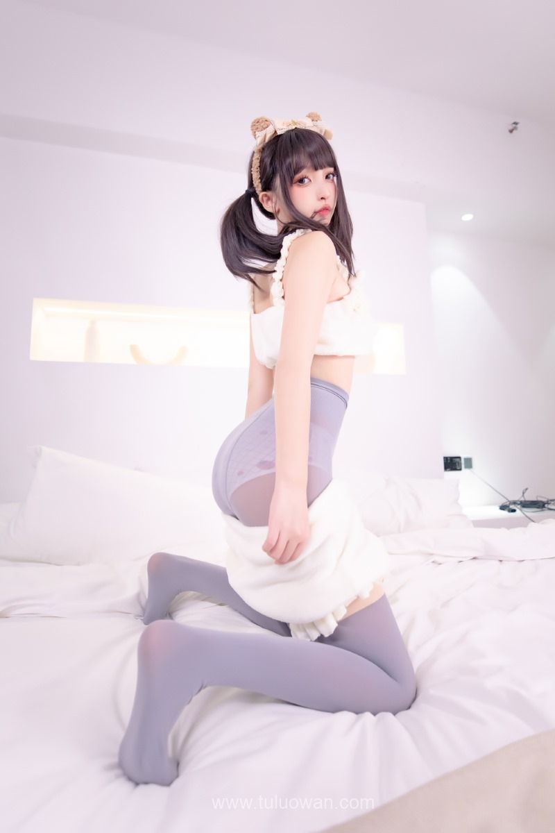 神楽坂真冬写真-《草莓胖次》
