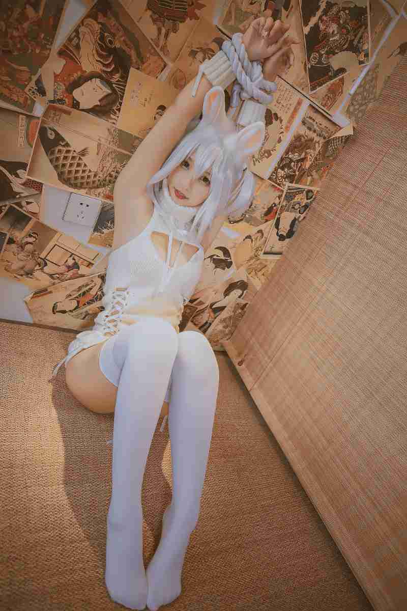 神楽坂真冬写真《危険な耳》狼妹&兔娘