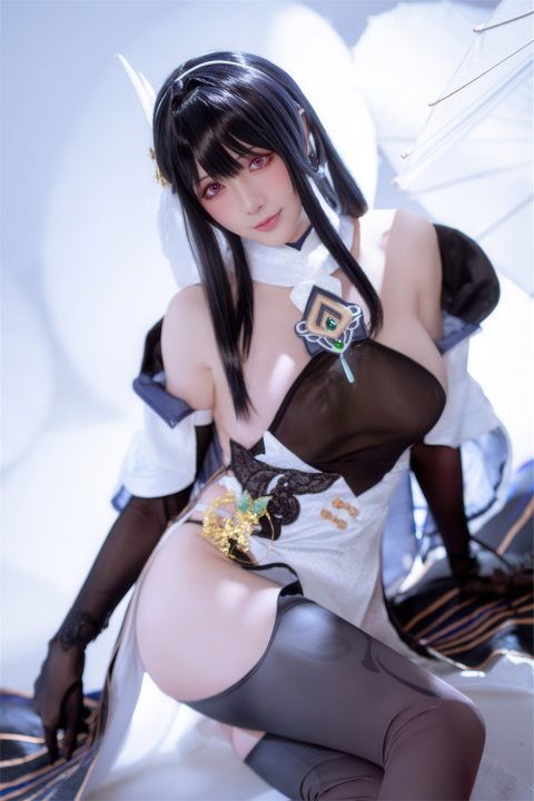 星之迟迟 镇海改（Azur Lane – chen hai）