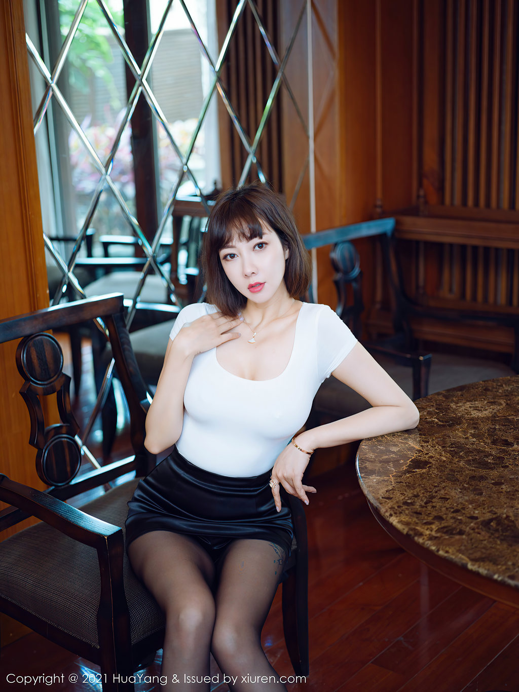 果儿Victoria