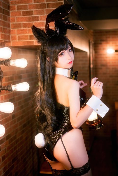 蠢沫沫 惠礼服