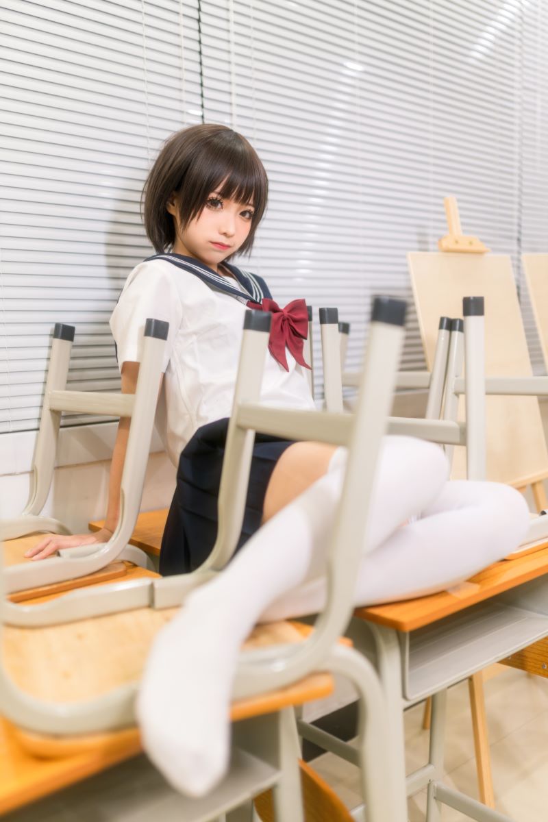 蠢沫沫 蓝体操服
