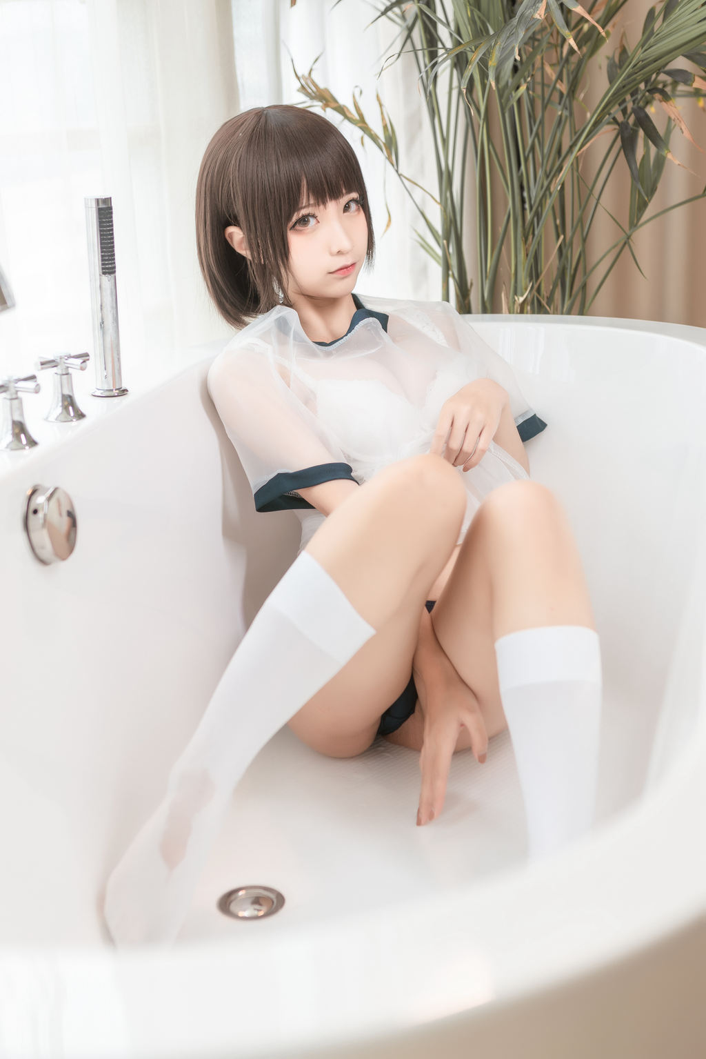 蠢沫沫 透明体操服