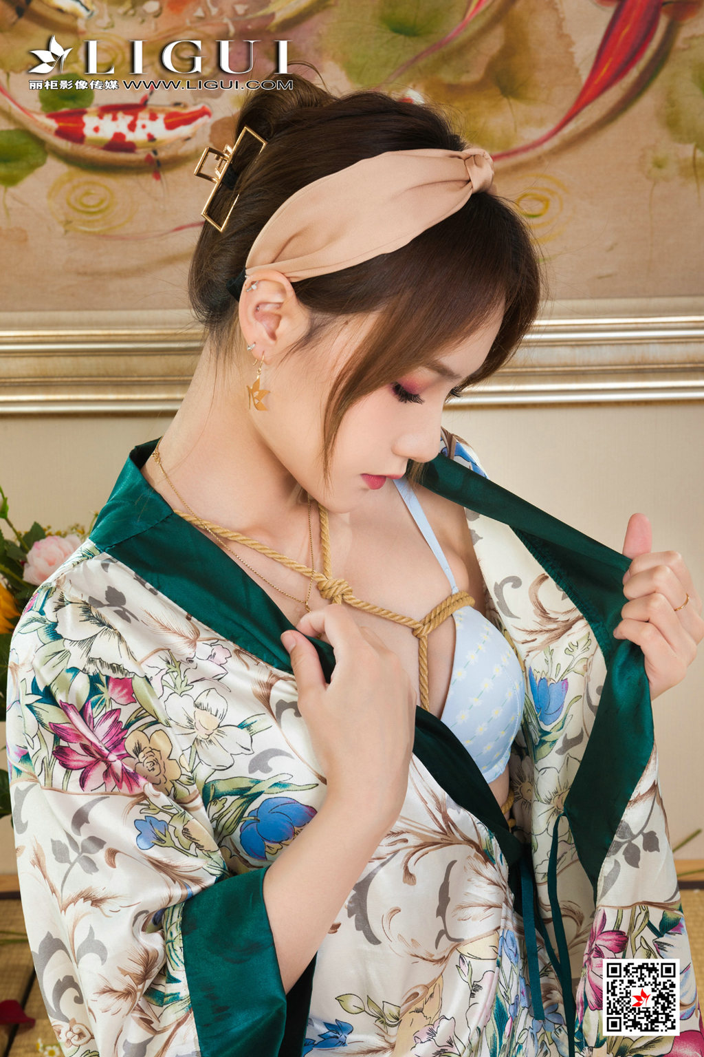 《龟缚花蕊》心心