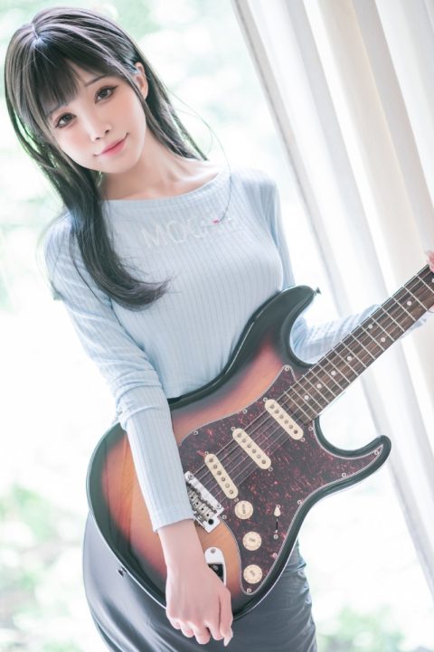 水淼aqua 吉他妹妹