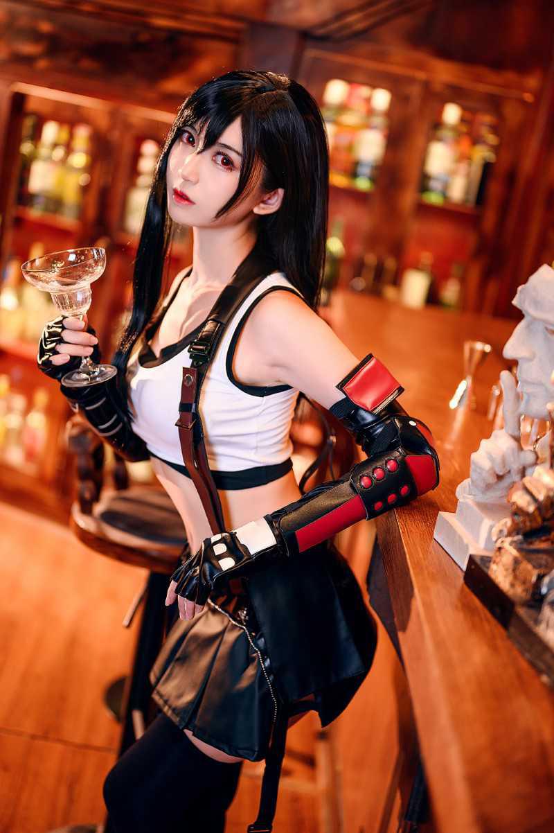 鳗鱼霏儿 蒂法战斗服