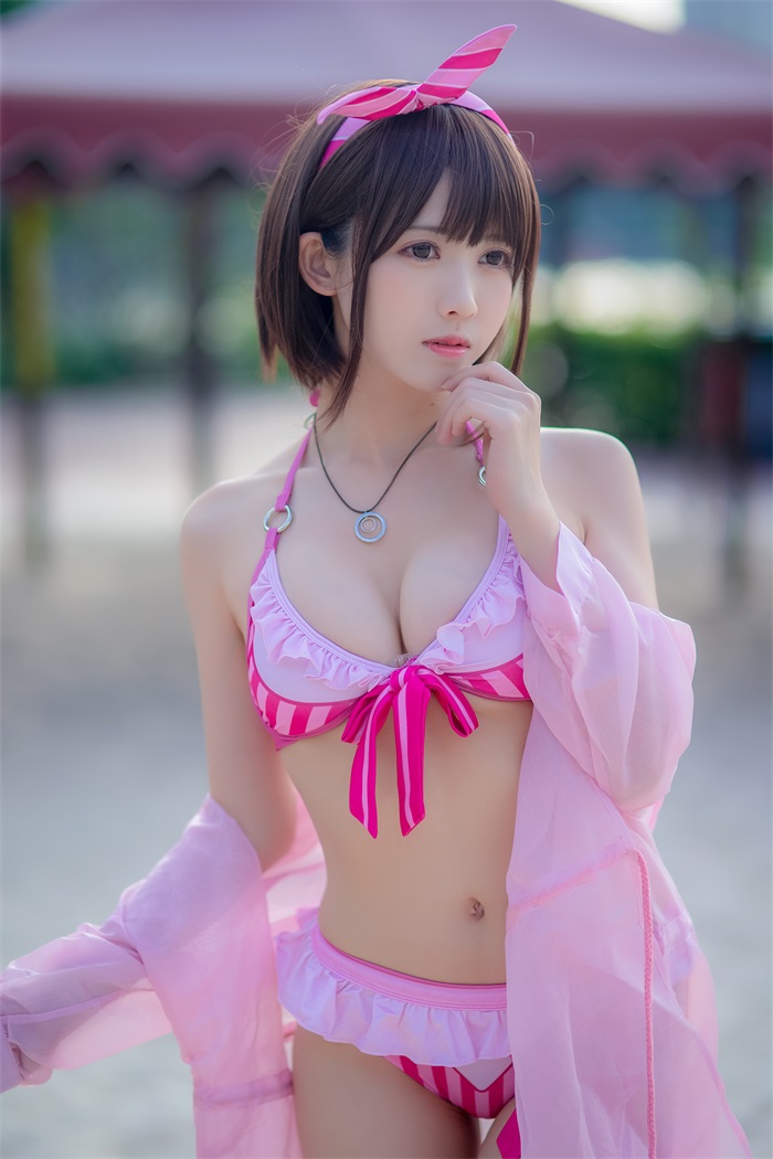 鳗鱼霏儿 – 加藤惠 粉色泳装