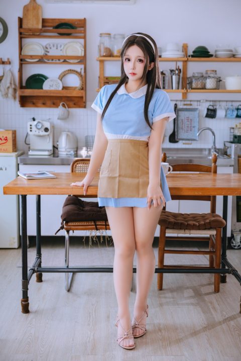 日奈娇 蛋糕售卖员
