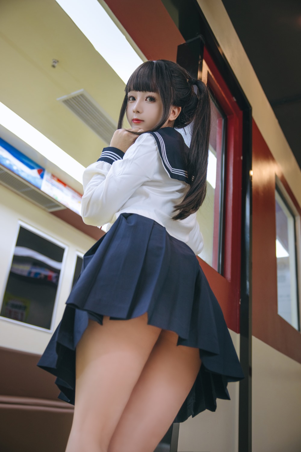 日奈娇 列车JK