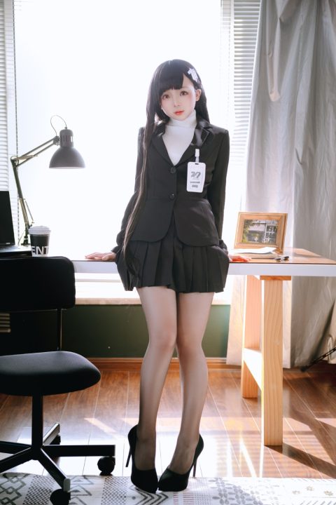 日奈娇 莉音