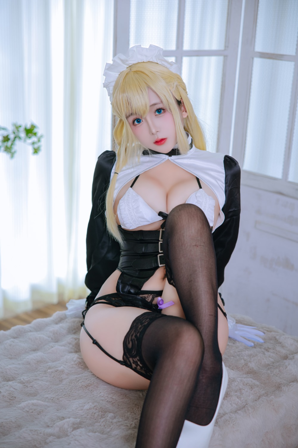 日奈娇 拘束女仆