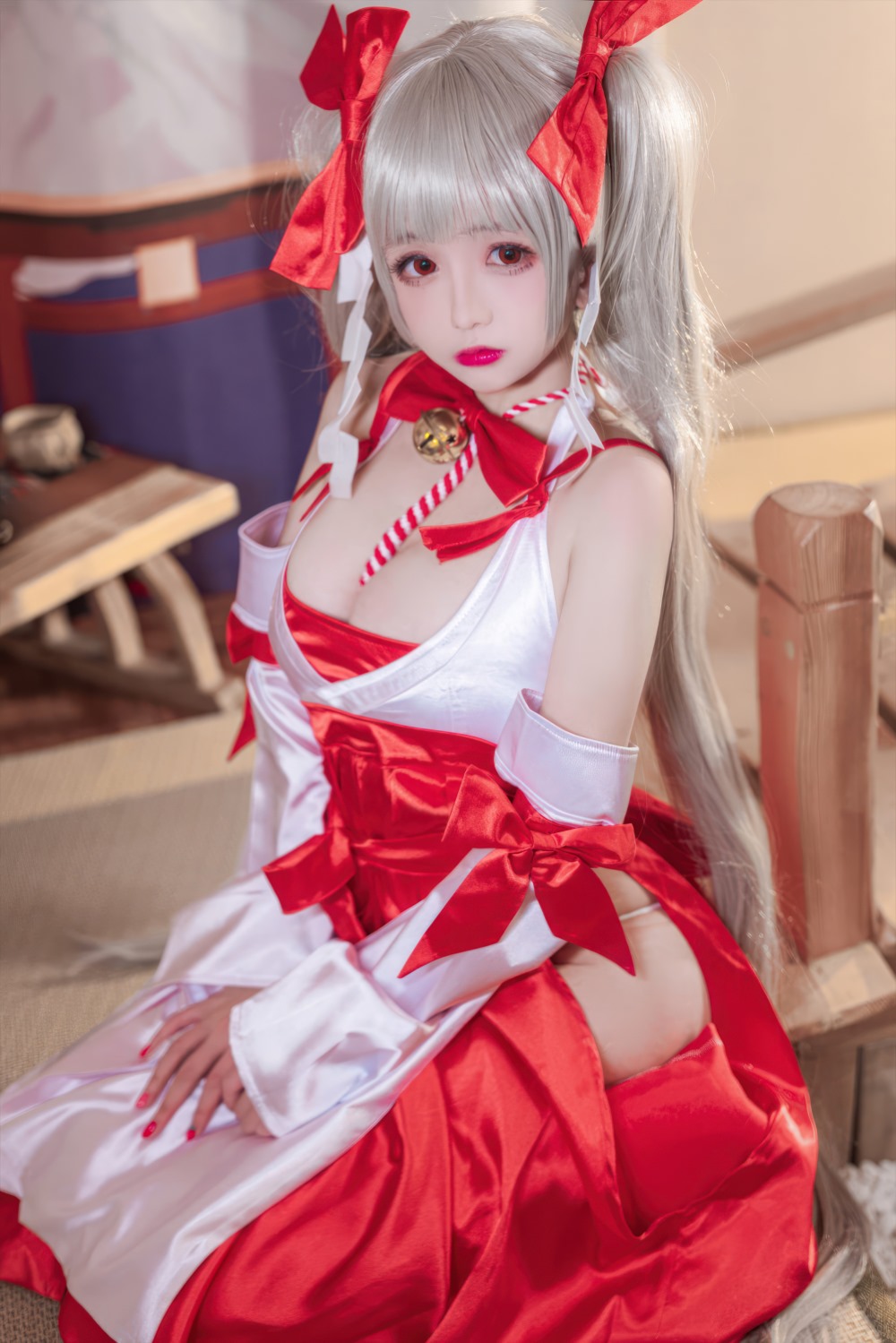 日奈娇 碧蓝航线 可畏巫女
