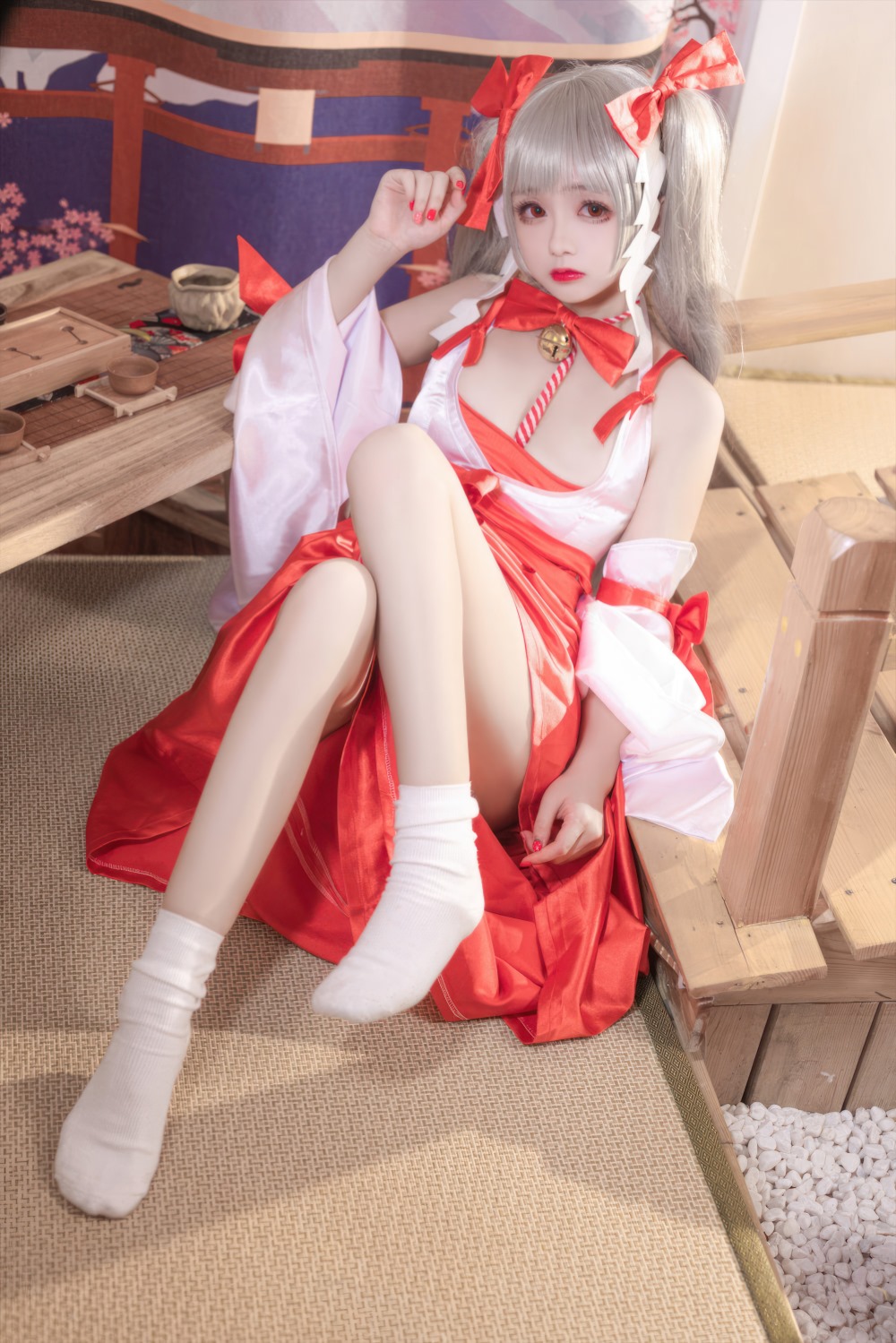 日奈娇 碧蓝航线 可畏巫女