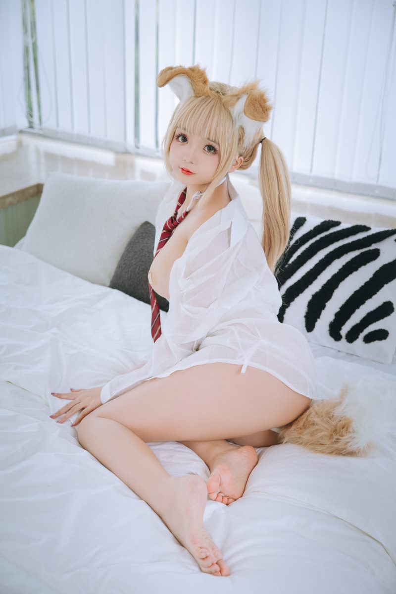 日奈娇 衬衫小狗