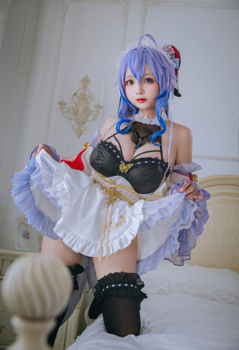 日奈娇 甘雨女仆