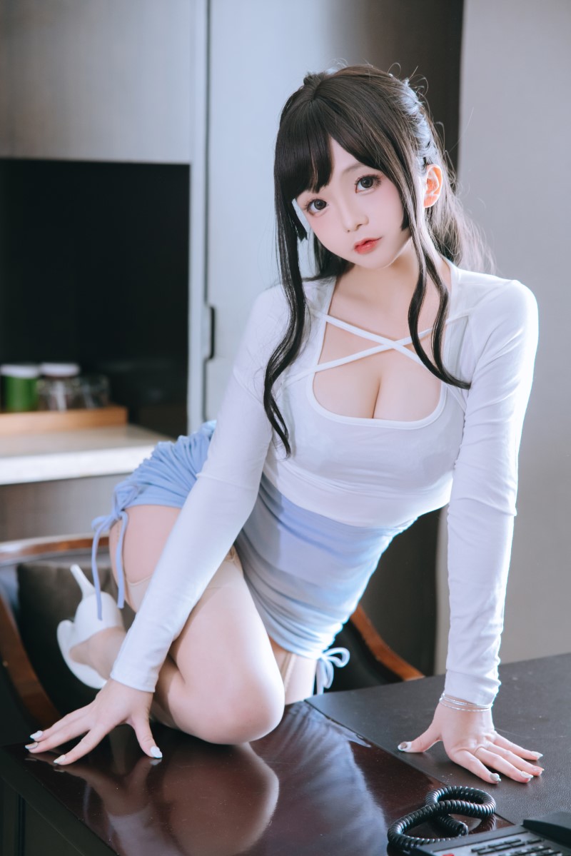 日奈娇 私人秘书