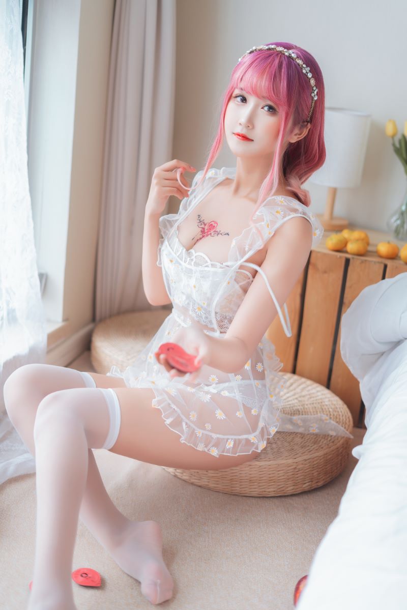 三度_69 雏菊围裙