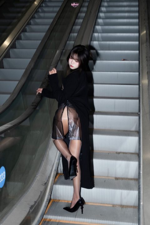 柒柒要乖哦 午夜邂逅