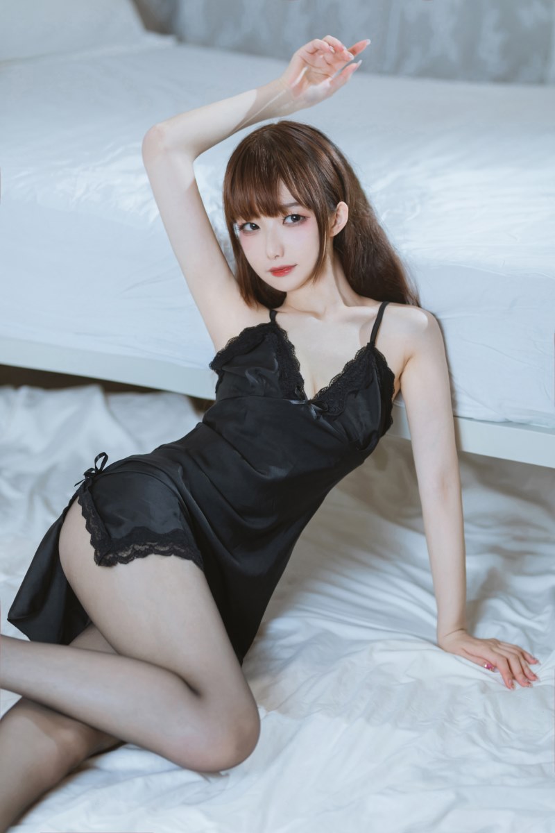 封疆疆v 黑丝睡衣