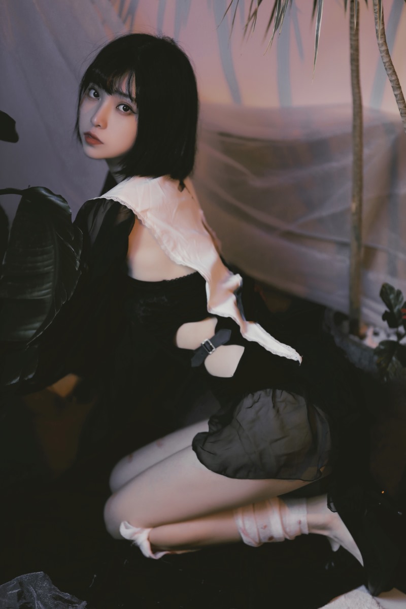 许岚LAN 修女创作