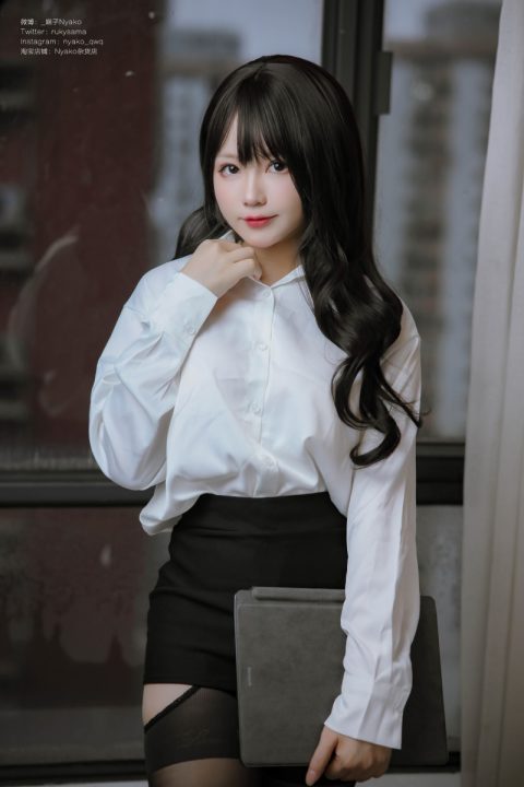 Nyako喵子 隣のやばいお姉さん OL