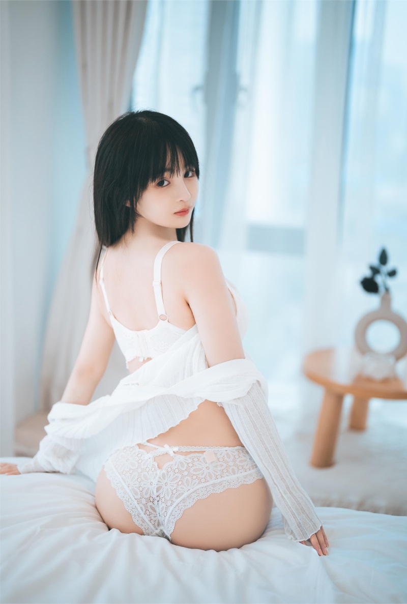 桜井宁宁 人妻
