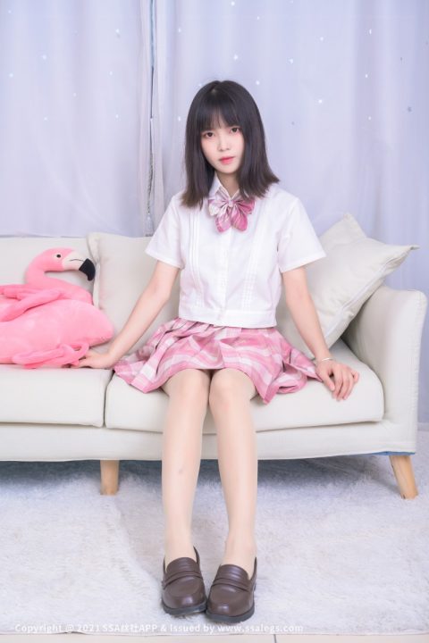 [SSA丝社] 超清版 NO.700 模特丹丹的肉丝袜美脚（上）